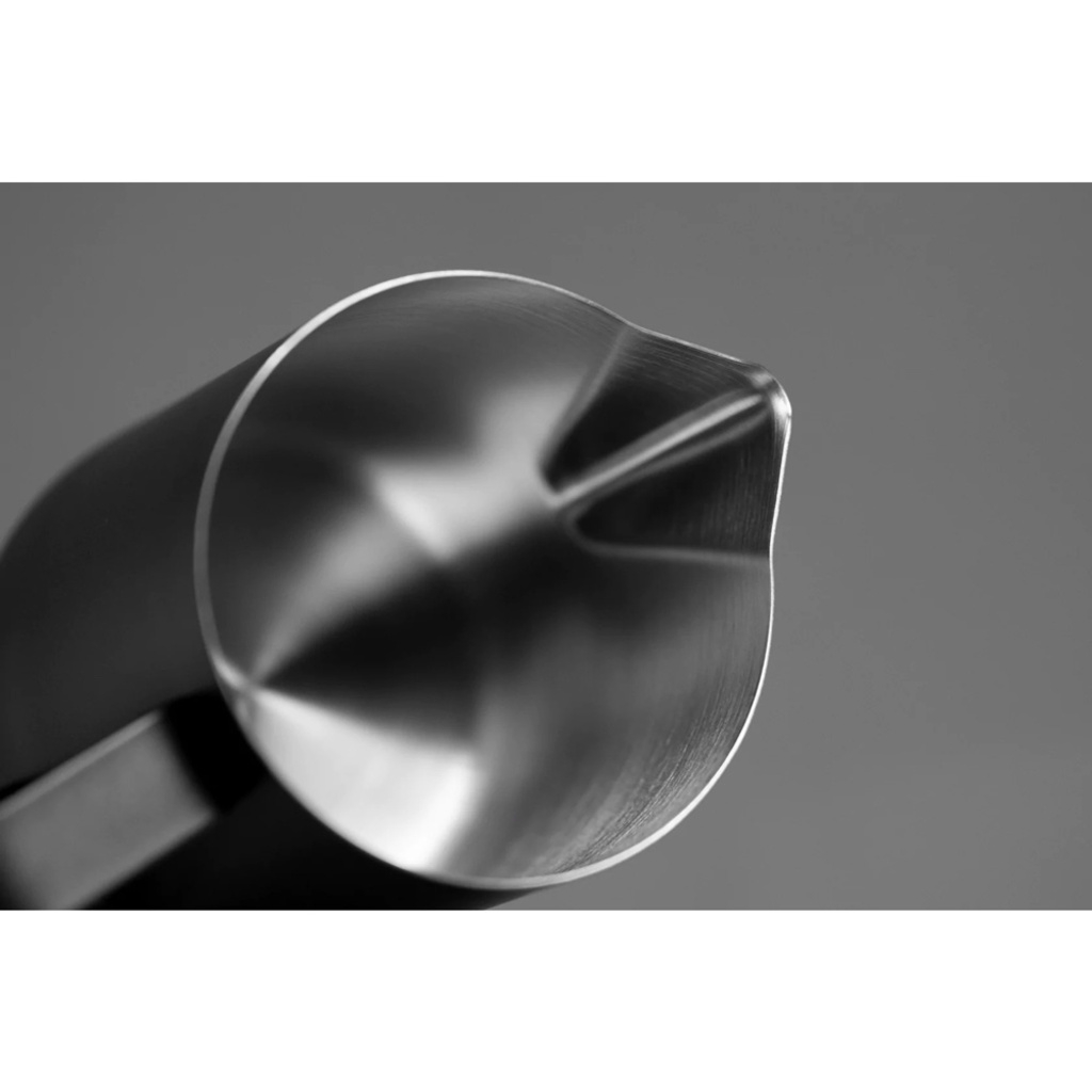 Milchkännchen – Edelstahl matt schwarz – 600 ml